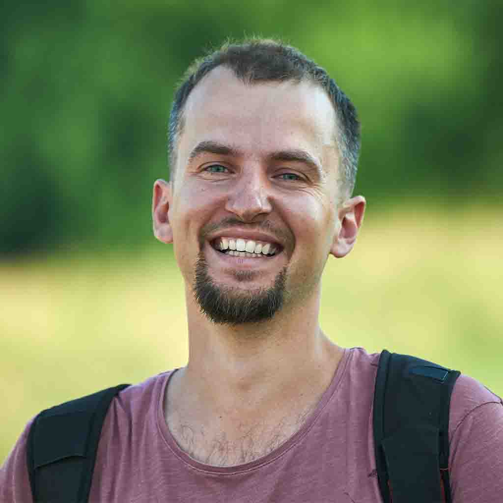 Фотография ментора John Smith